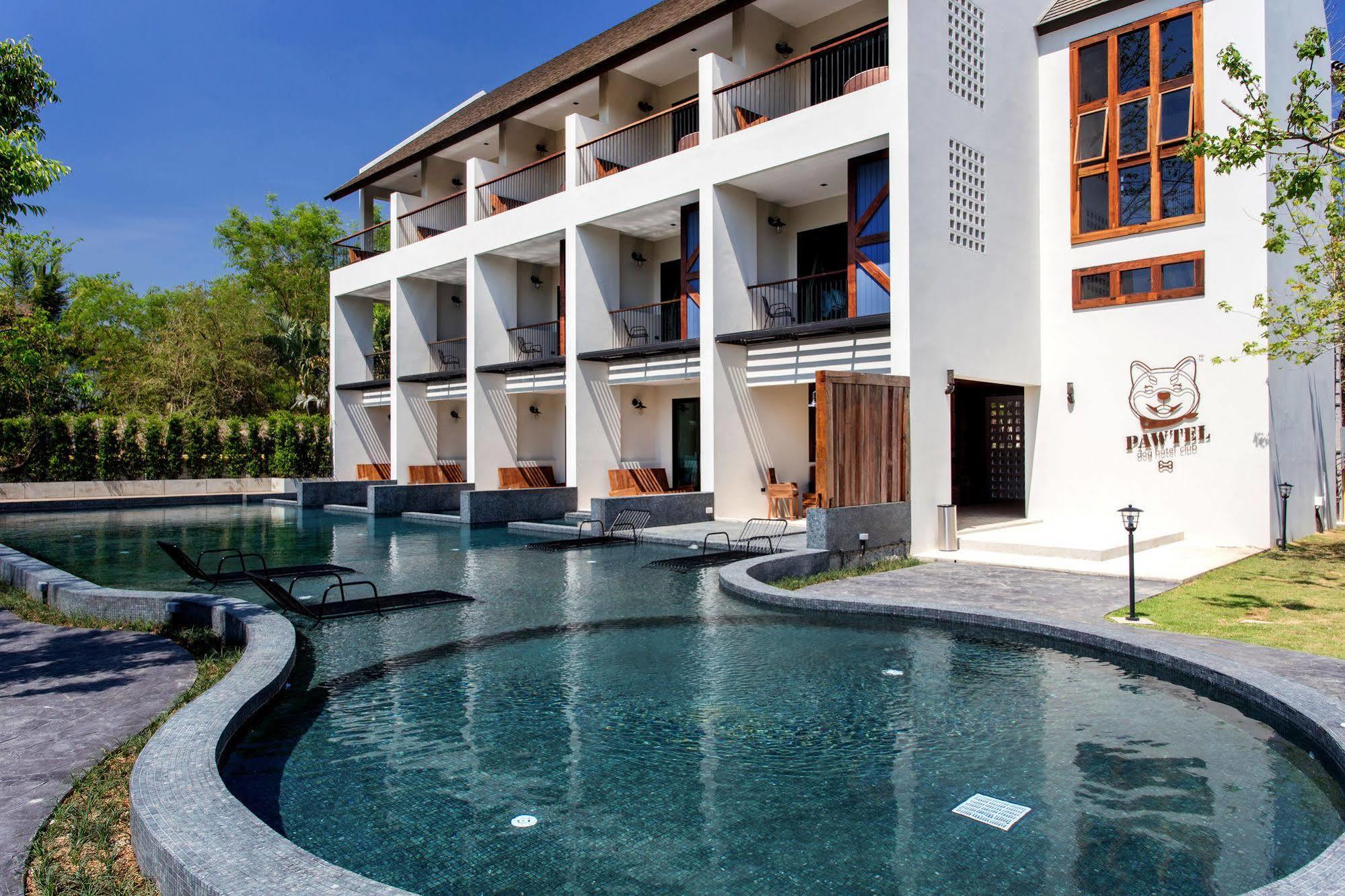 Pawtel Hotel Mae Rim Bagian luar foto